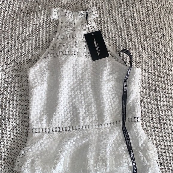 PrettyLittleThing White Lace Dress - Picture 9 of 10